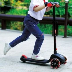 Patinete Future Scooter Luces LED Rojo 13 Patinete Future Scooter Luces LED Rojo -Juguete Descuento Tienda medias 3277